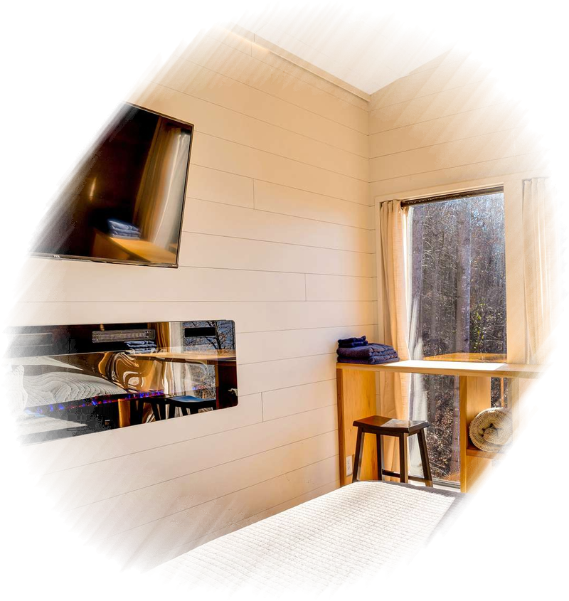 Lumber Jack Pine Treehouse: A Lookout Mountain Adventure